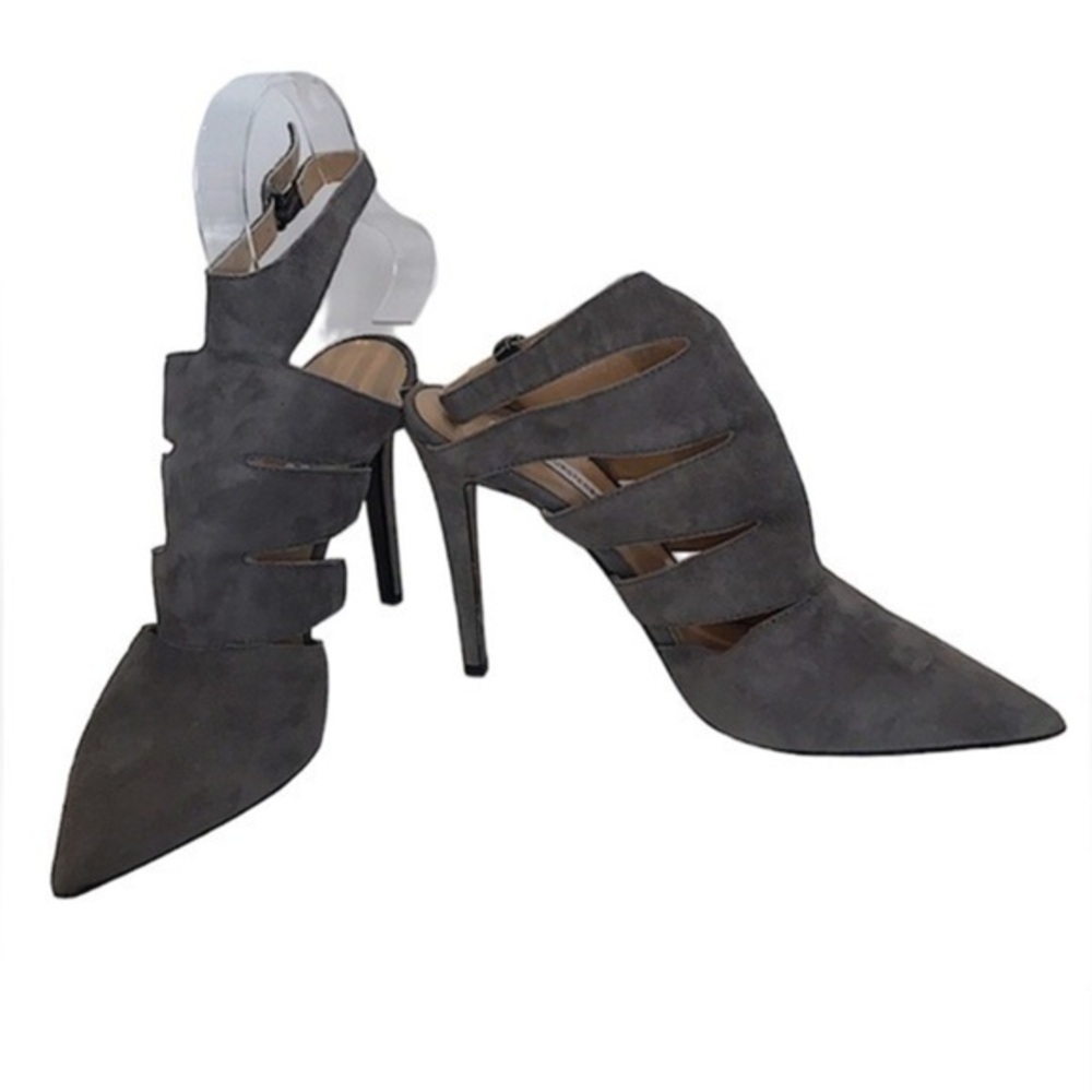 Diane Von Furstenberg, gray suede heels SZ:8. NWOT